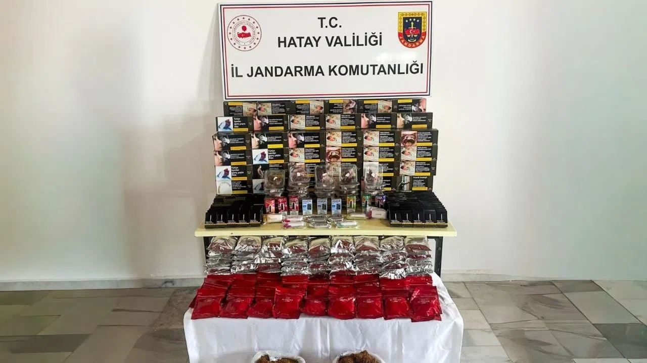 Jandarma Kaçak Tütün Operasyonunda Binlerce Ürün Ele Geçirdi
