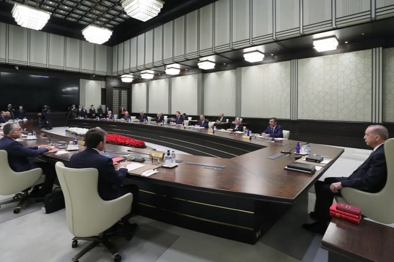 Kabine Beştepe’de Toplanıyor: Erdoğan-Trump Zirvesi Gündemde