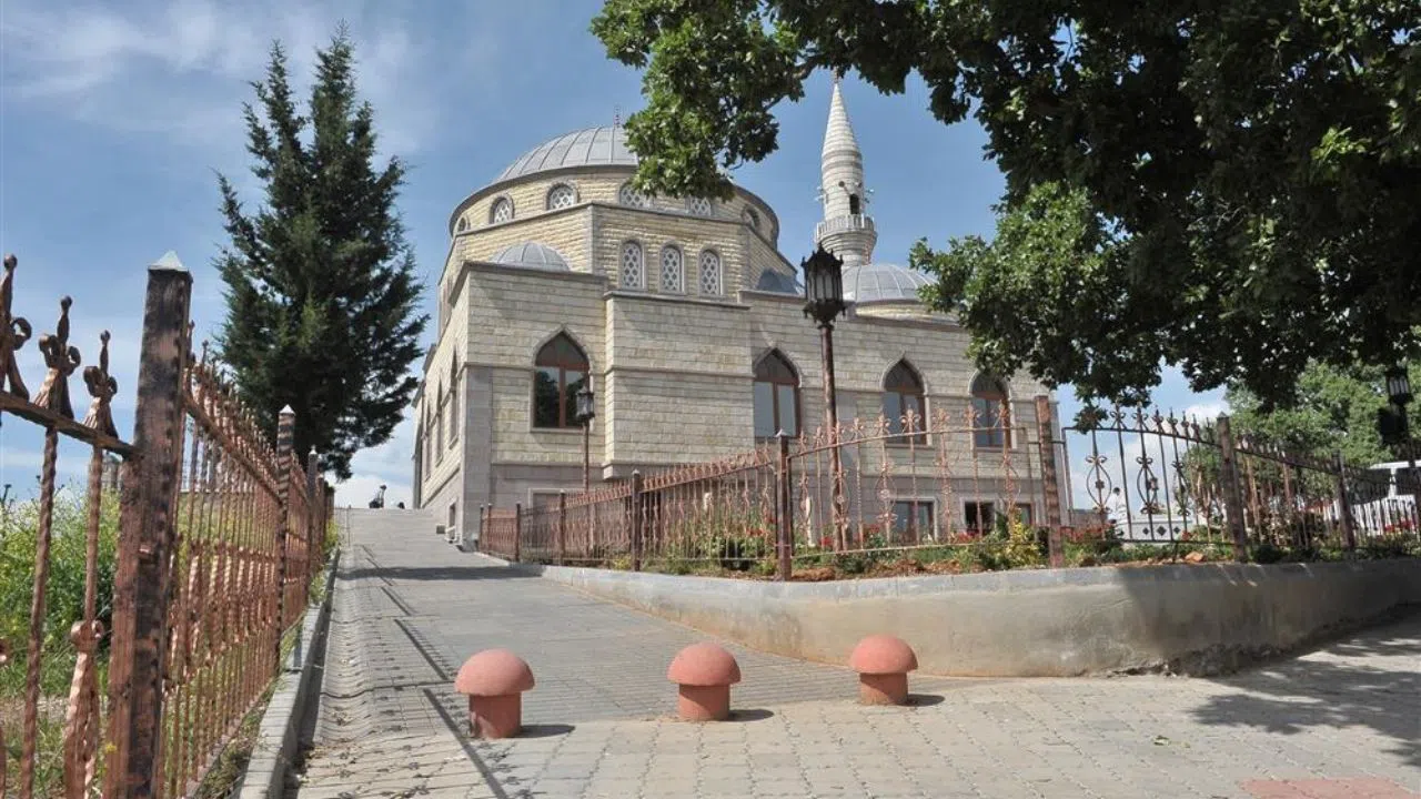 Kahramanmaraş’ın Manevi Mirası: Malik Ejder Türbesi