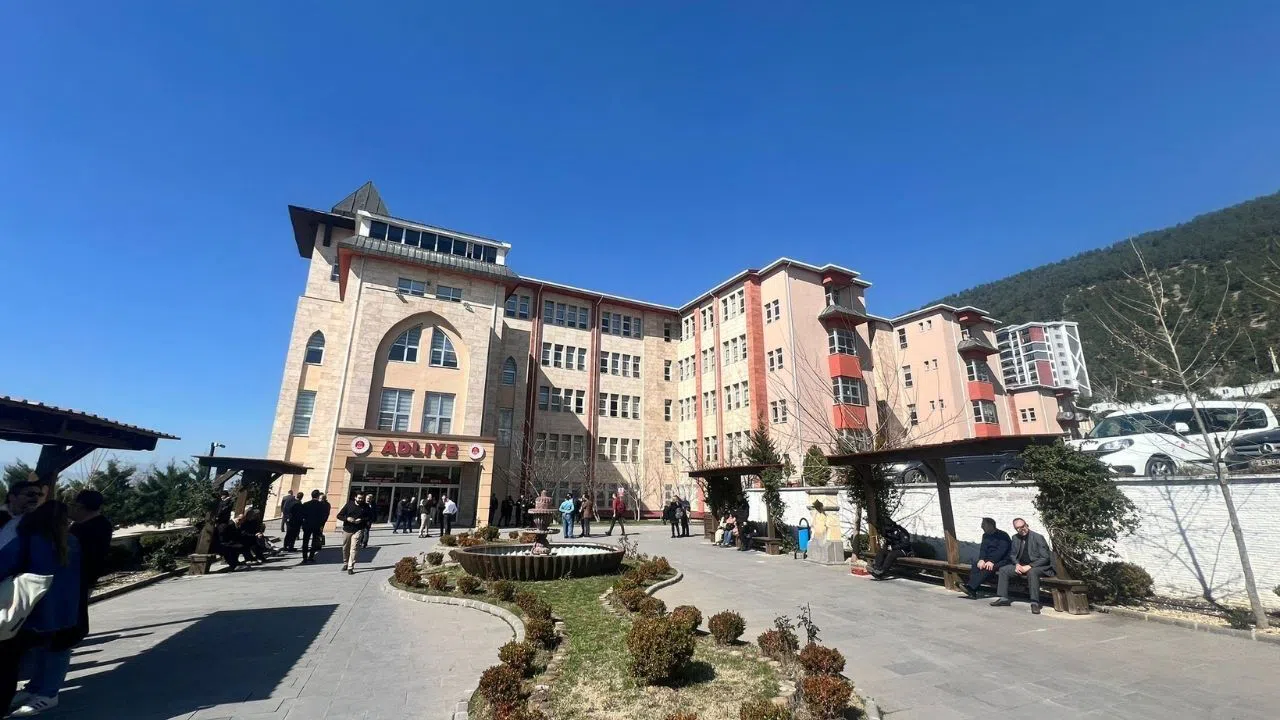 Kahramanmaraş’ta eski eşini hastanede öldüren zanlı hakim karşısında