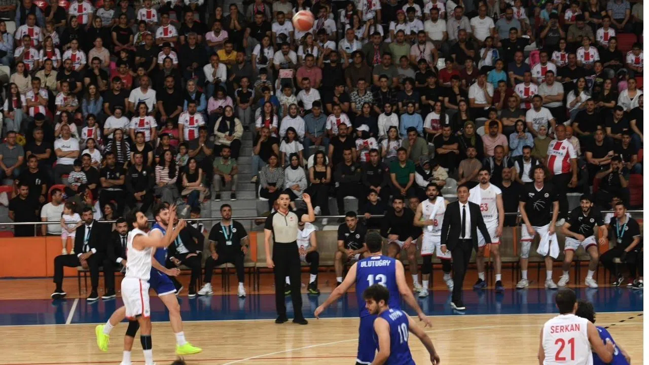 Kipaş İstiklal Basketbol, Sezona Kocaeli Maçıyla Başlıyor