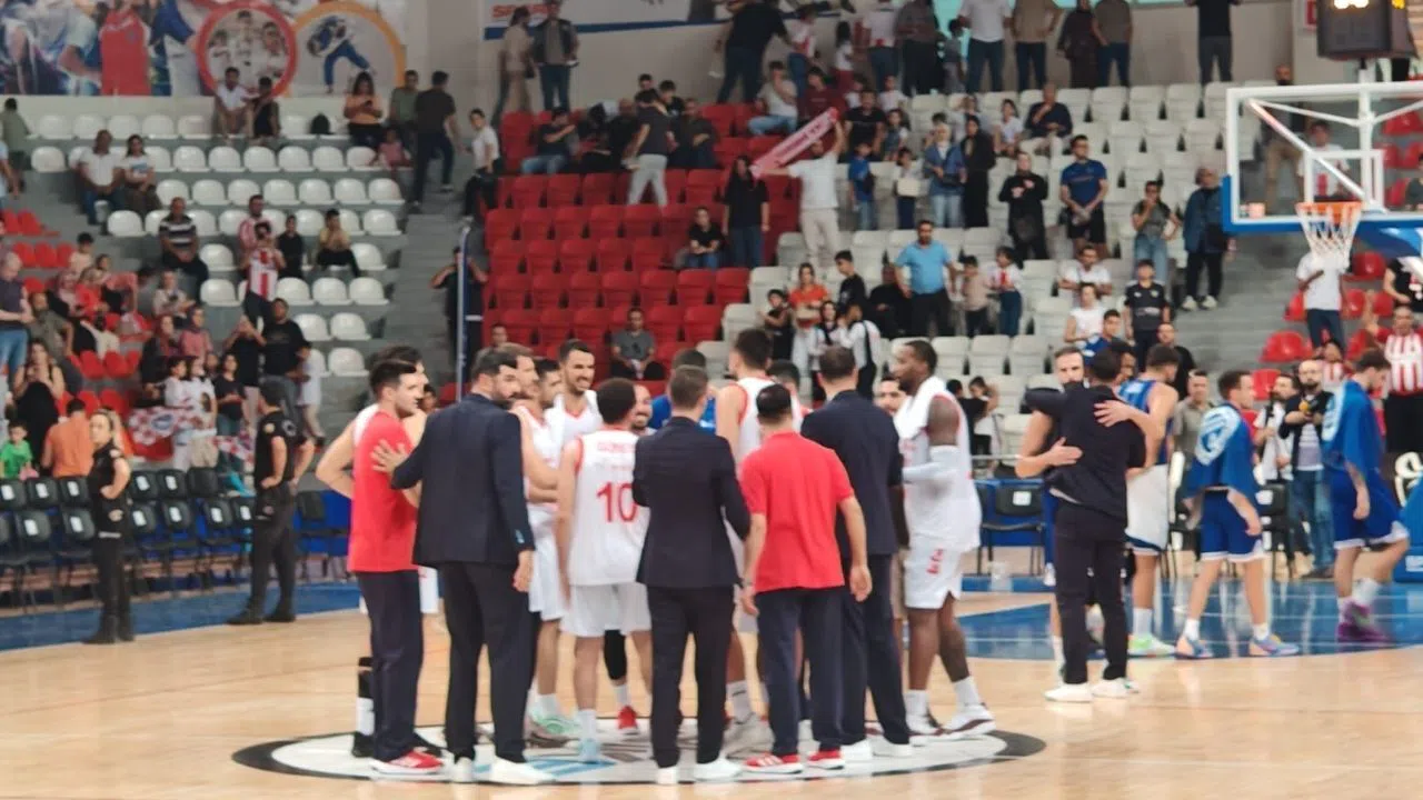 İstiklal Basket Evinde Şov Yaptı: 95-72