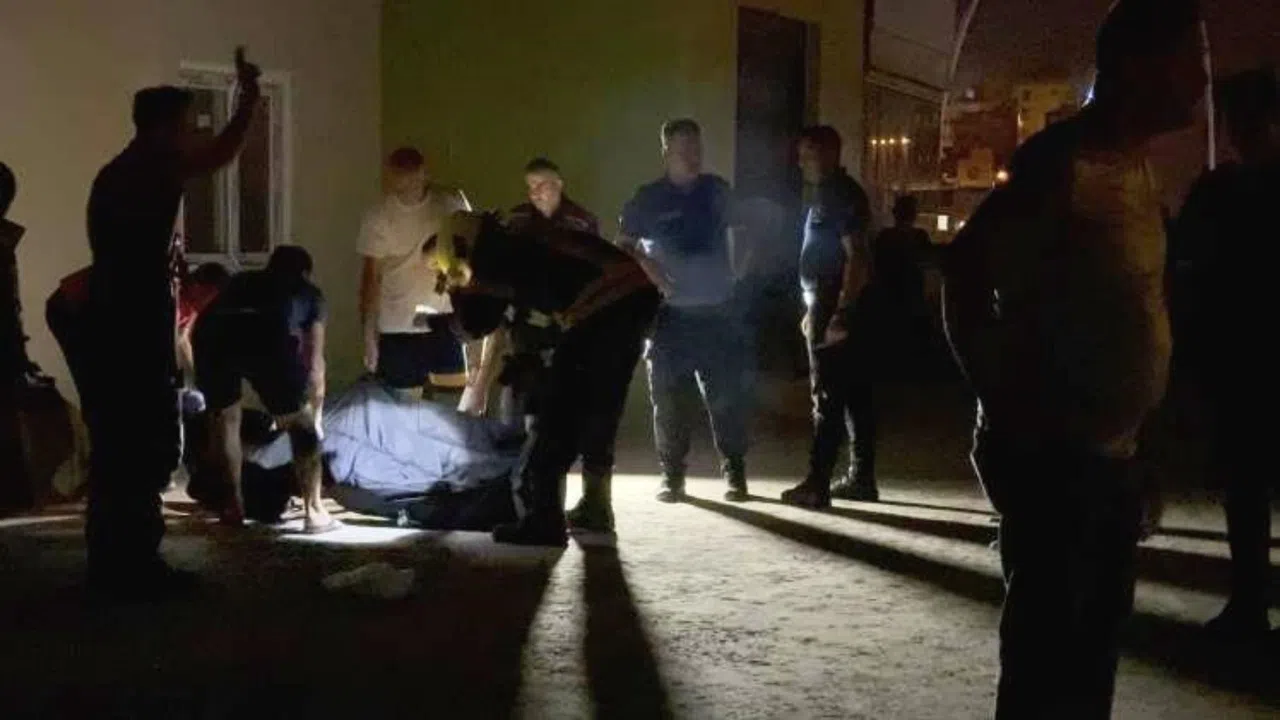 Lise öğrencisi 12. kattan düşerek hayatını kaybetti