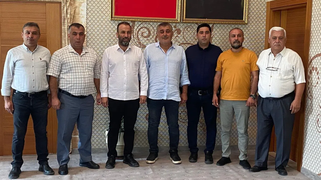 Meclis üyelerinin toplu istifası gündemi değiştirdi