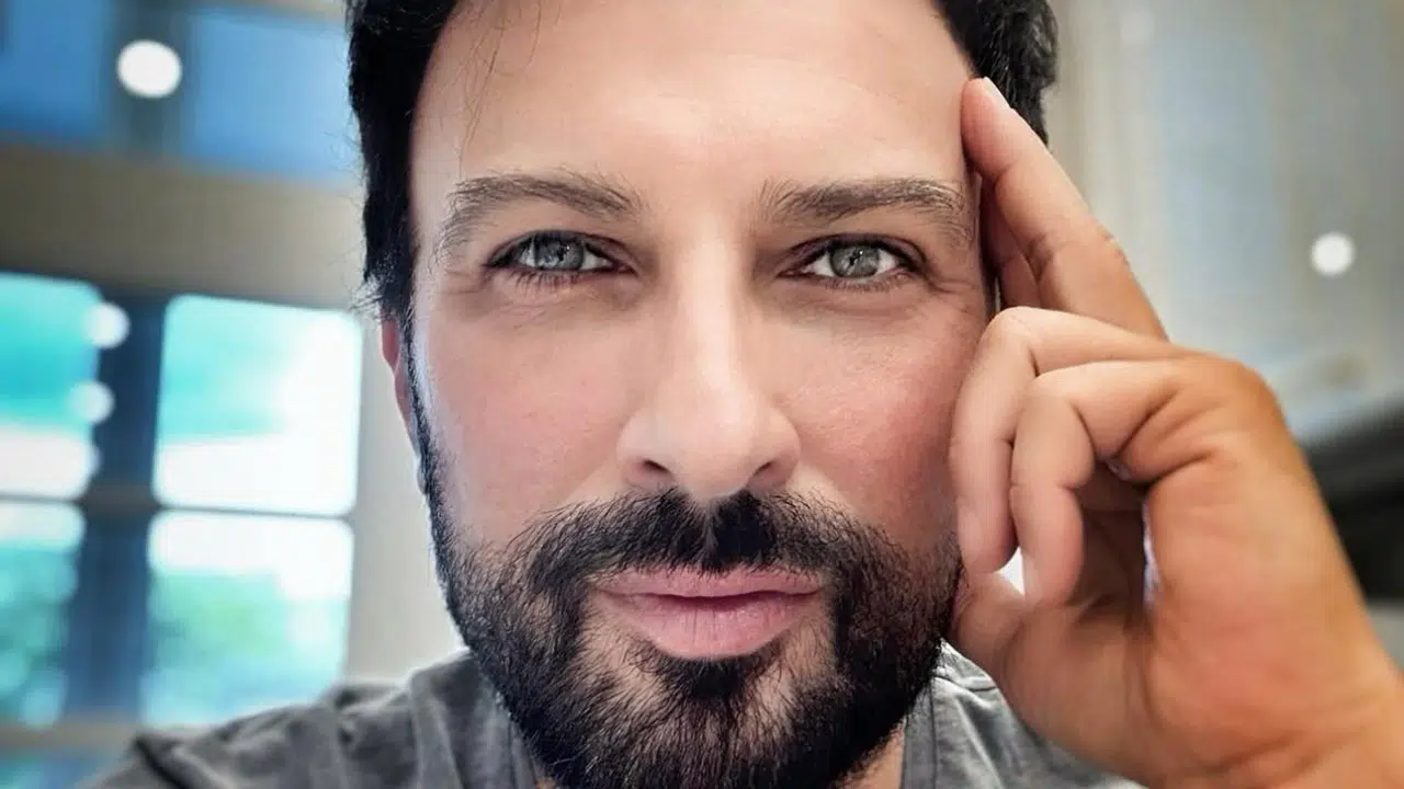 Megastar Tarkan’dan Müjde: “Güzellikler Yolda”