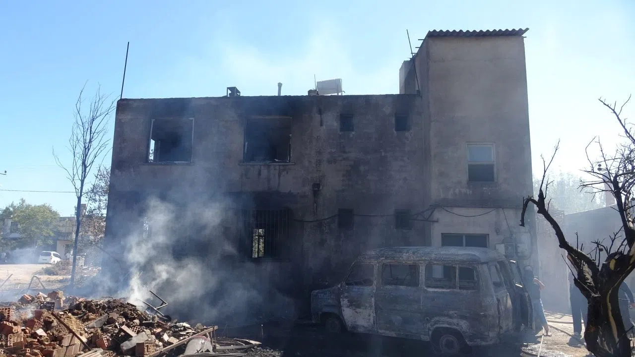 Rüzgarın Etkisiyle Büyüyen Yangın 4 Saatte Kontrol Altına Alındı