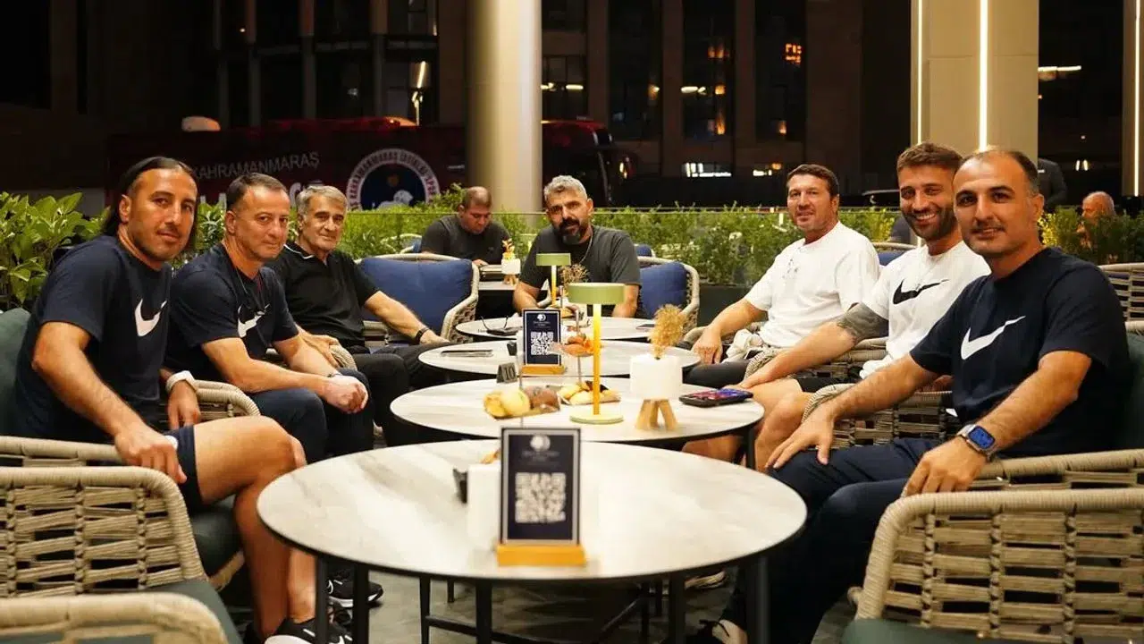 Şenol Güneş, İstiklalspor’a Moral Ziyareti Yaptı