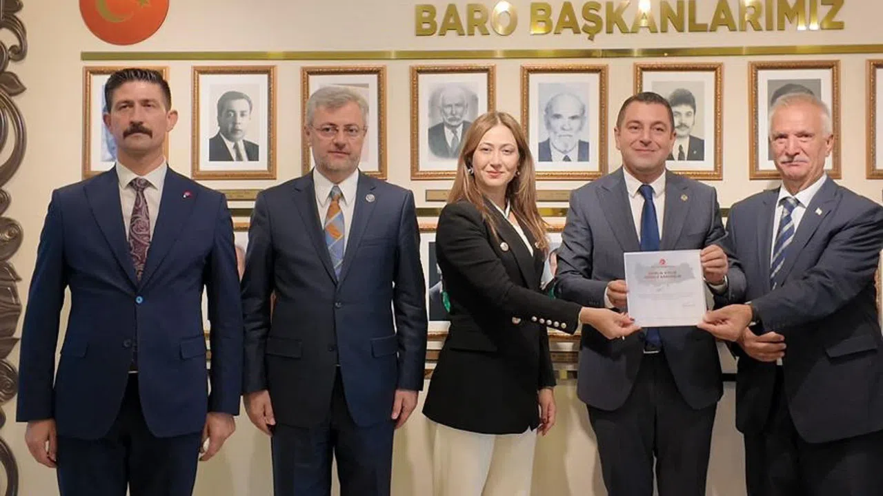 Vekil Karakoç’tan Baro Başkanına Ziyaret