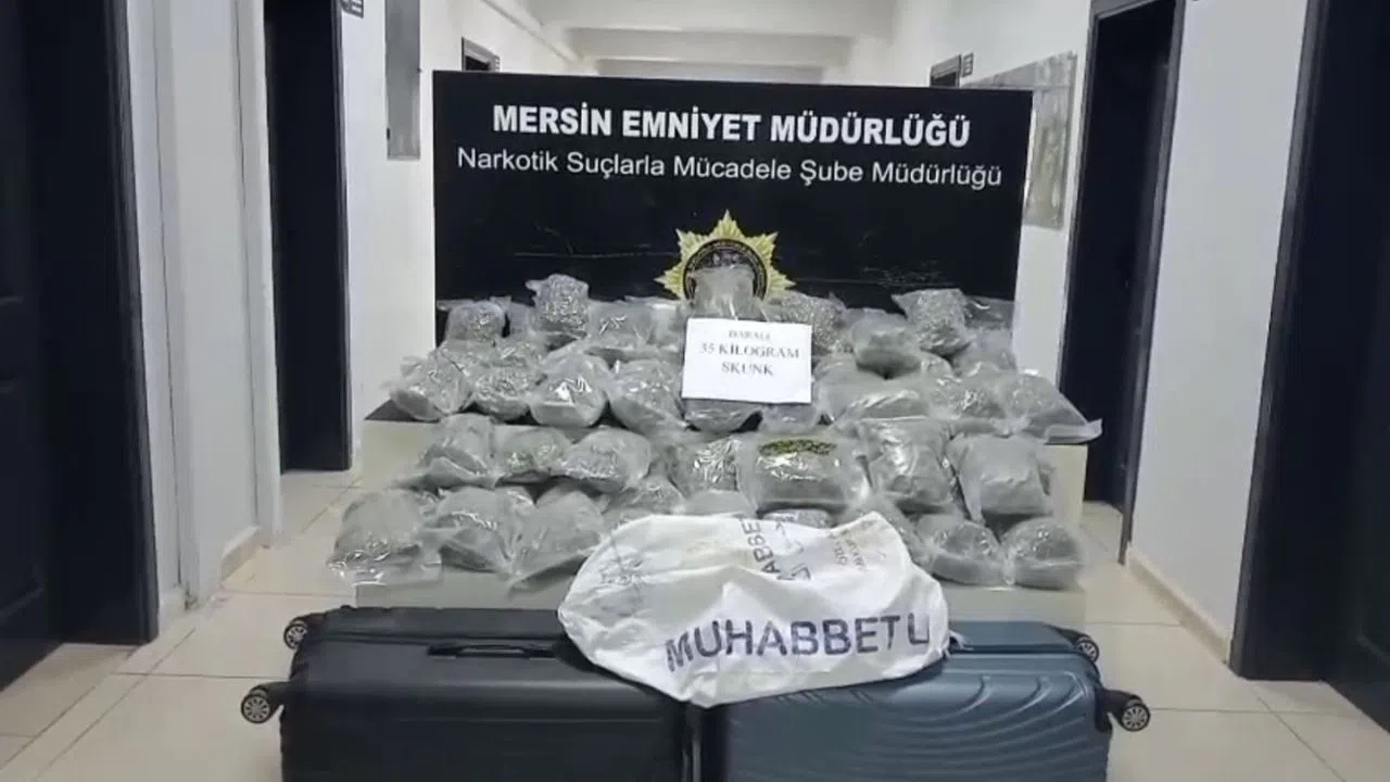 Yolcu Minibüsünde 35 Kilo Skunk Ele Geçirildi