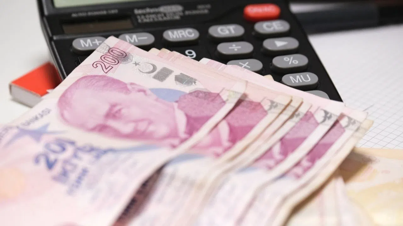 Asgari Ücret İçin İlk Adım Atıldı: Üç Farklı Zam Senaryosu