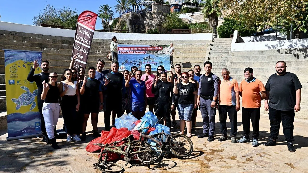 Deniz Dibi Temizliğinde Oksitlenmiş Tabanca Bulundu