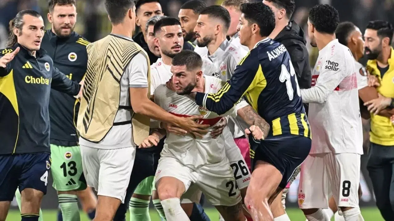 Deniz Undav'dan Flaş Paylaşım! Galatasaray'a "Cimbombom" Yorumu