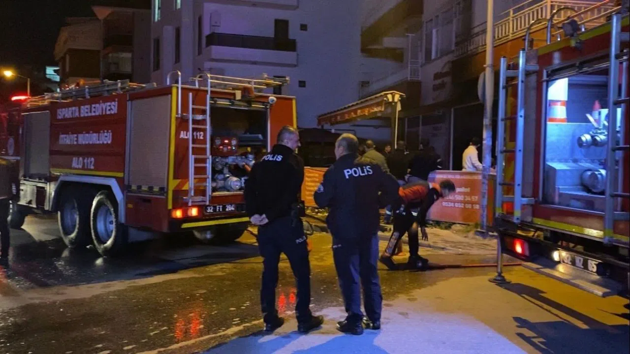 Depoda Çıkan Yangın Paniğe Neden Oldu