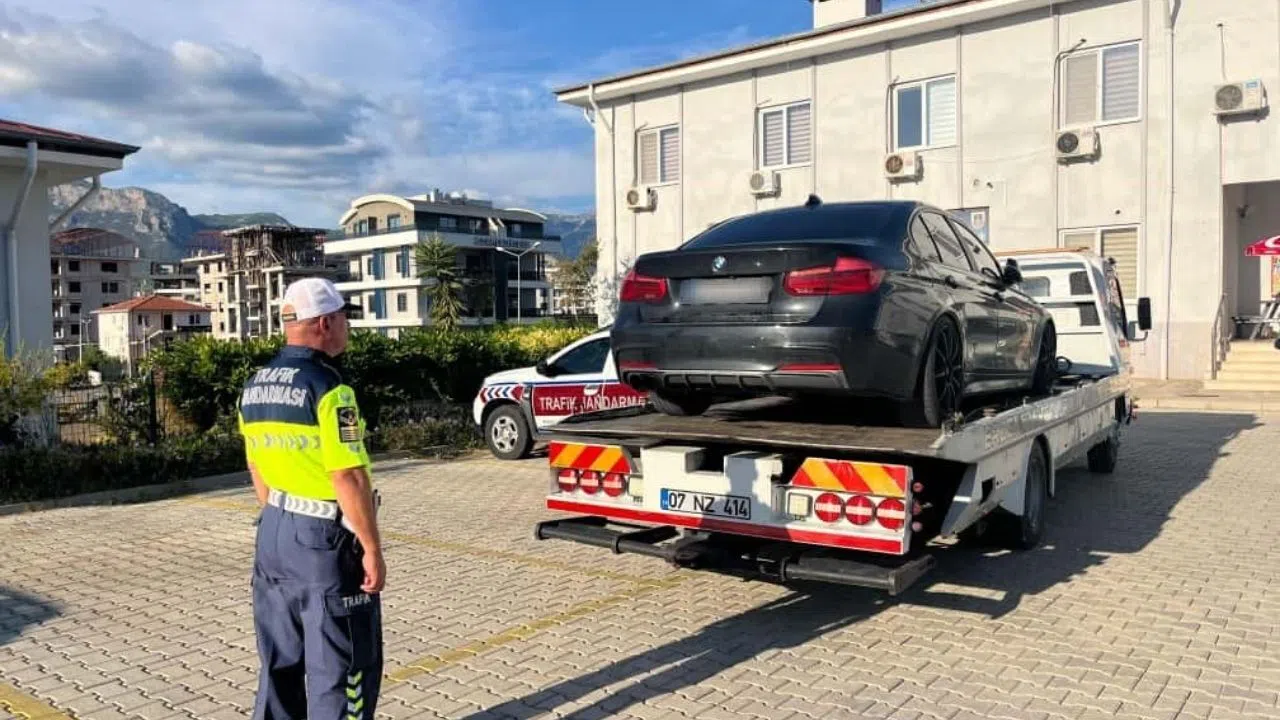 Drift Yapan Sürücüye 92 Bin 784 TL İdari Ceza Uygulandı