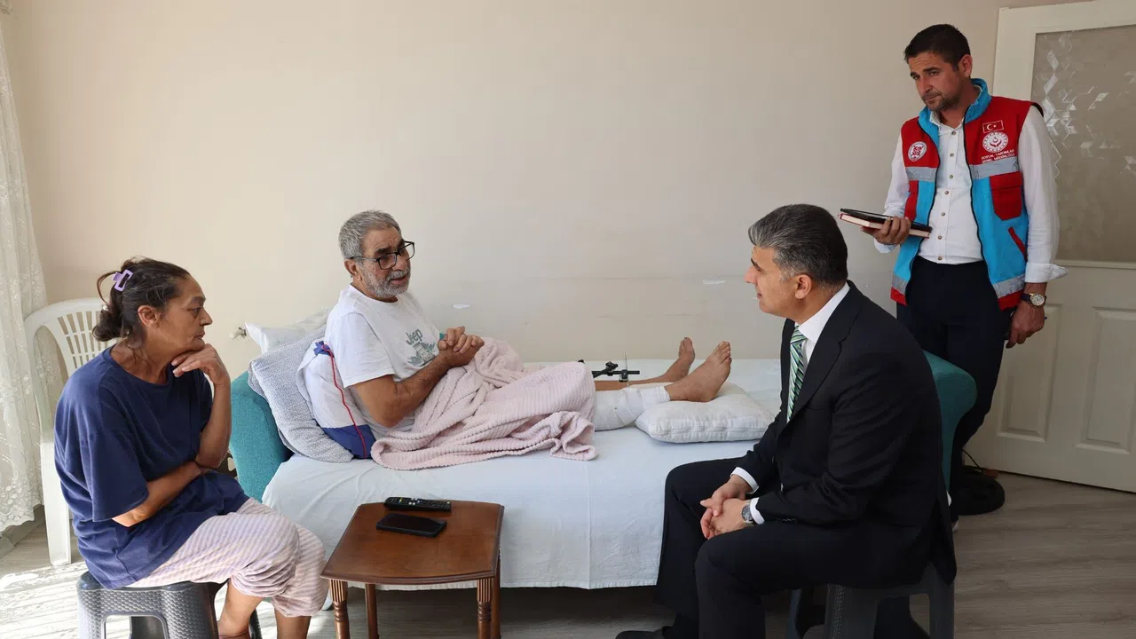 Dünya Yaşlılar Günü’nde Büyükler Evlerinde Ziyaret Edildi