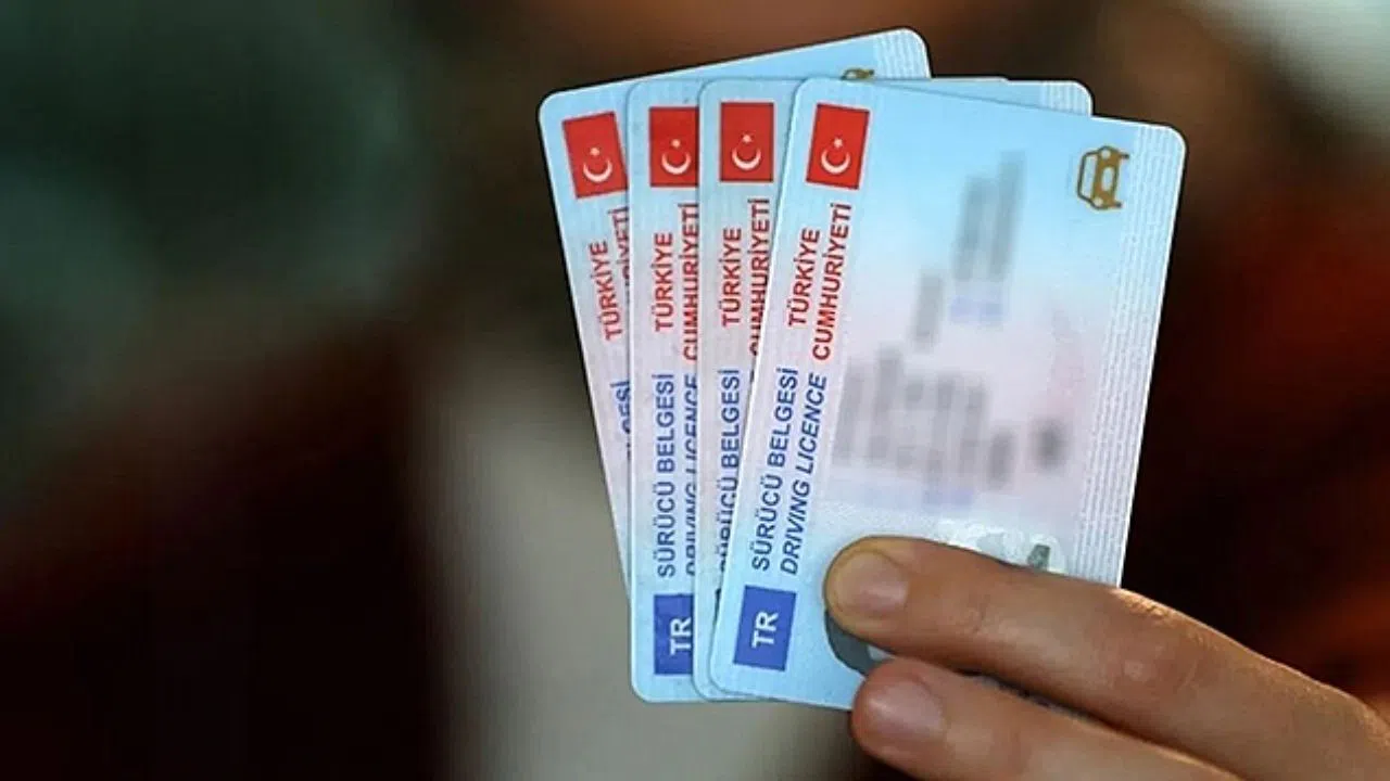 Ehliyet Yenilemede Son Günler! Ücret 15 TL’den 7.500 TL’ye Çıkıyor
