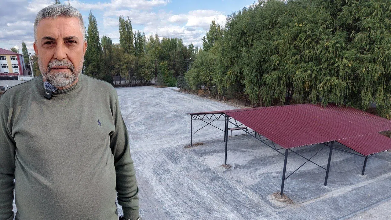 Elbistan Geçit Mahallesi’nde Sosyal Alan Konforlu Hale Getirildi