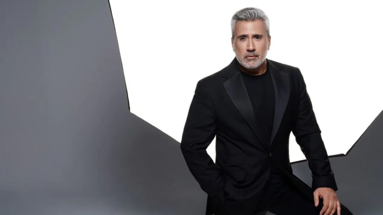 Emrah'dan Şaşırtan Geri Dönüş! Bu Kez Tarzı Konuşuluyor