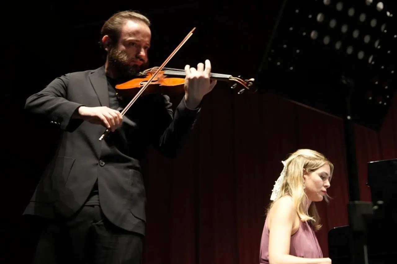 Eskişehir'de 'Film Gibi Bir Gece' oda müziği konseri izleyicilerle buluştu