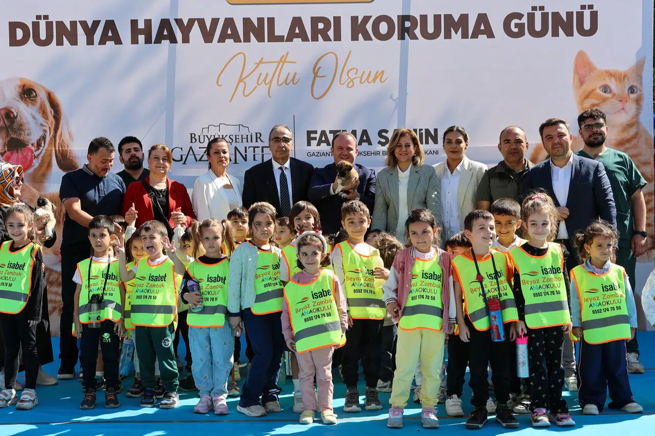 Gaziantep'te Hayvan Hakları Günü sevgiyle kutlandı