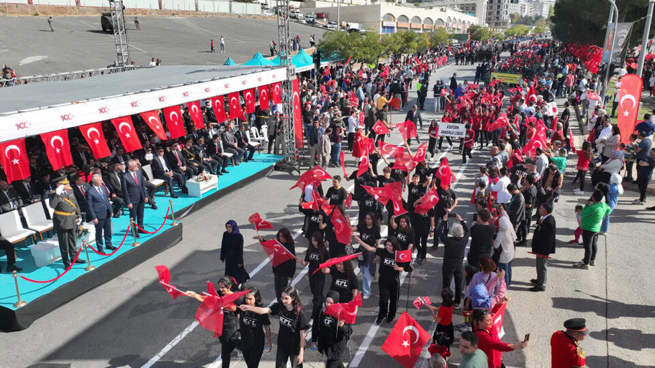 Kahramanmaraş'ta Cumhuriyet'in İlanının 102. Yıldönümü Çoşkuyla Kutlanacak