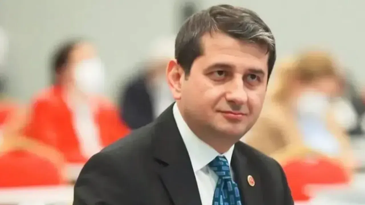 İmamoğlu'nun Danışmanı Gözaltında: Yolsuzluk Soruşturmasında Yeni Gelişme