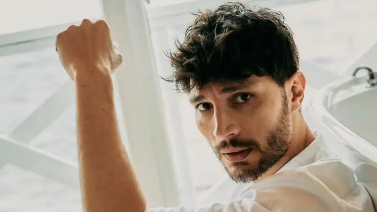 İlhan Şen ve Sevgilisi Sosyal Medyayı Salladı! "Annesi Sandım"