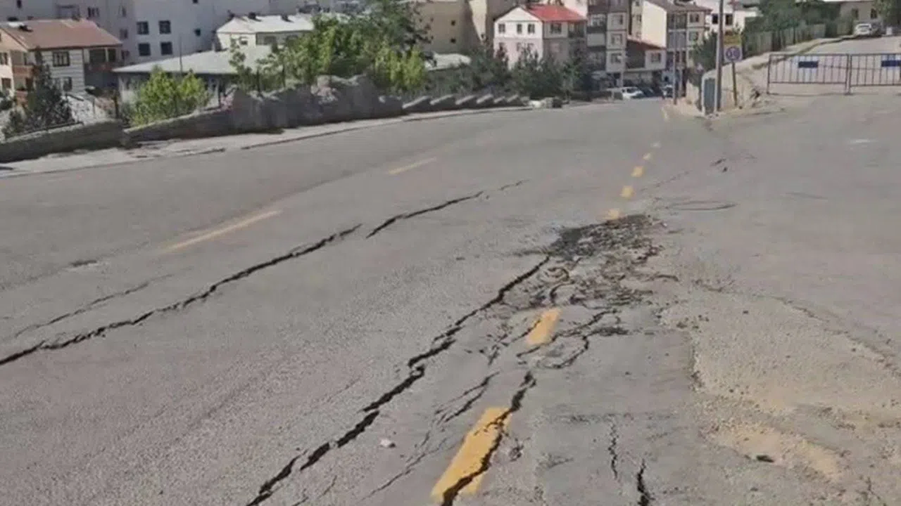 İspir’de Heyelan Skandalı Mı Patladı? Çiftçi Bahçeli’ye Seslendi!