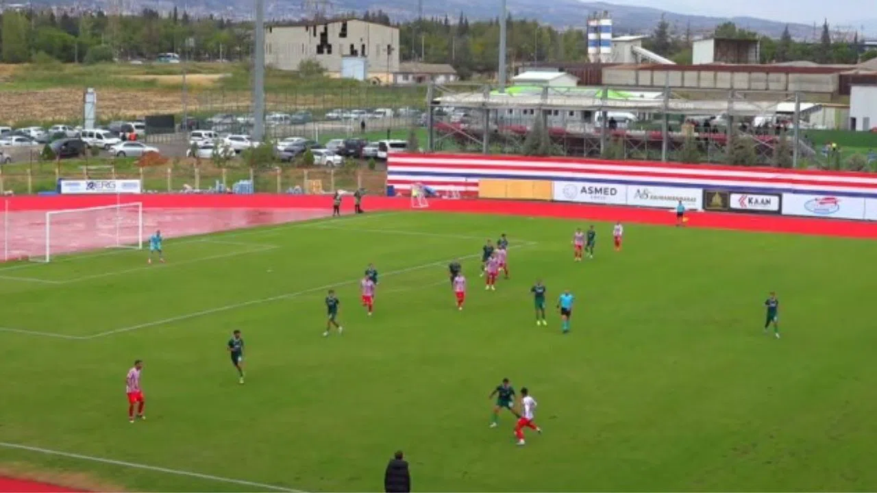 İstiklalspor İlk Yarıda Beraberliğe Razı Oldu