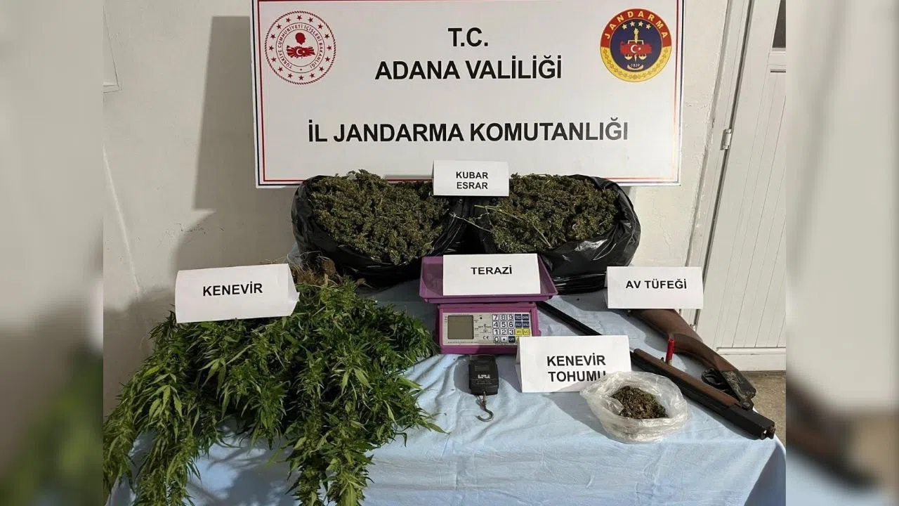 Jandarma Operasyonunda 10 Kilo Esrar Ele Geçirildi