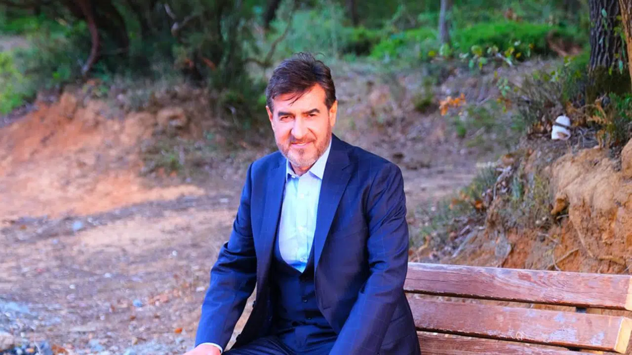 Kadir Tapucu İnci Taneleri ile 1990’lardan Bugüne Etkileyici Bir Dönüş