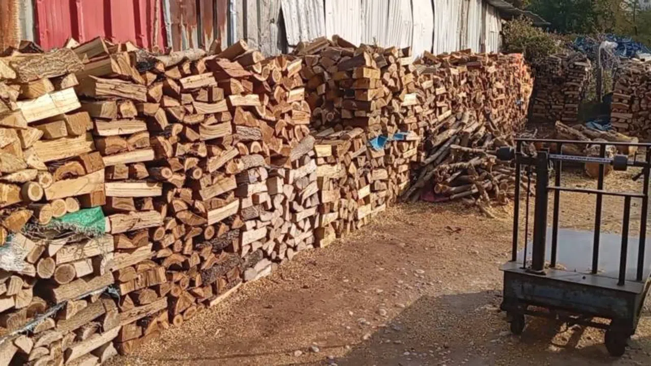 Kahramanmaraş’ta Kış Hazırlığı Başladı: Odun ve Kömür Fiyatları Arttı