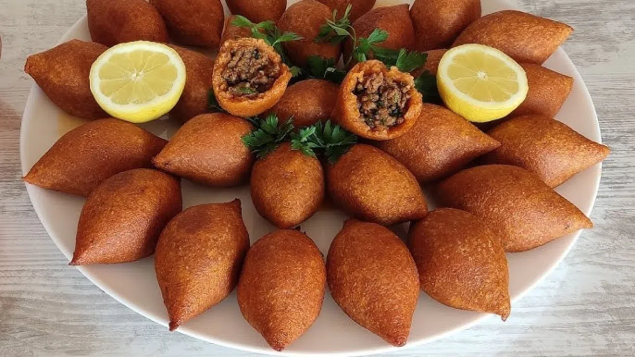 Kahramanmaraş Sofralarının Geleneksel Tadı İçli Köfte