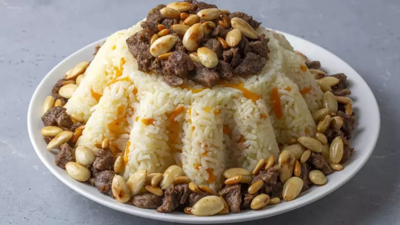 Kahramanmaraş’ın Tarihi Lezzeti Acem Pilavı Sofraları Süslemeye Devam Ediyor