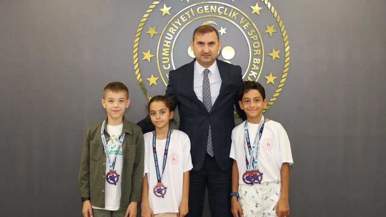 Kahramanmaraşlı Kano Sporcuları Eskişehir’den Madalyalarla Döndü