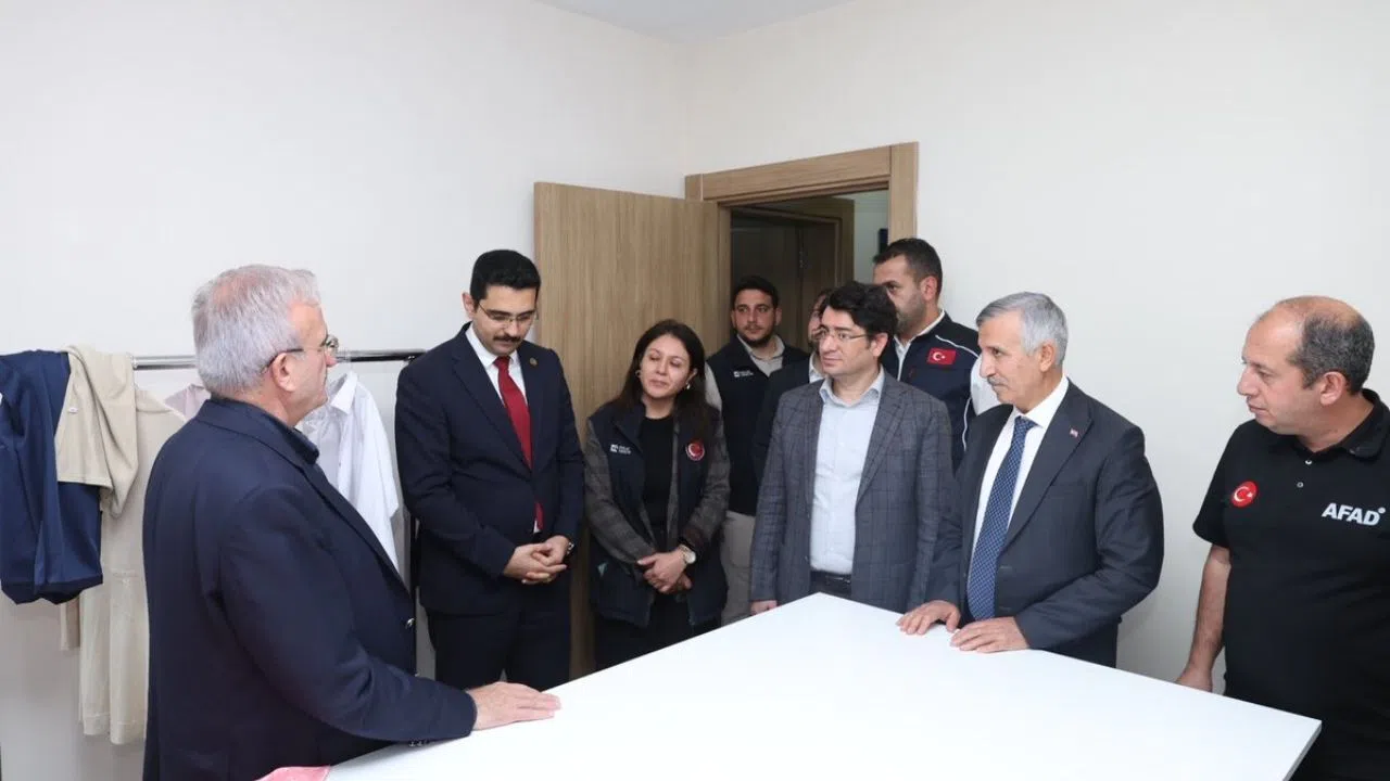 Kahramanmaraş’ta Bakan Yardımcısı Karaloğlu’ndan TOKİ Konutlarına Ziyaret