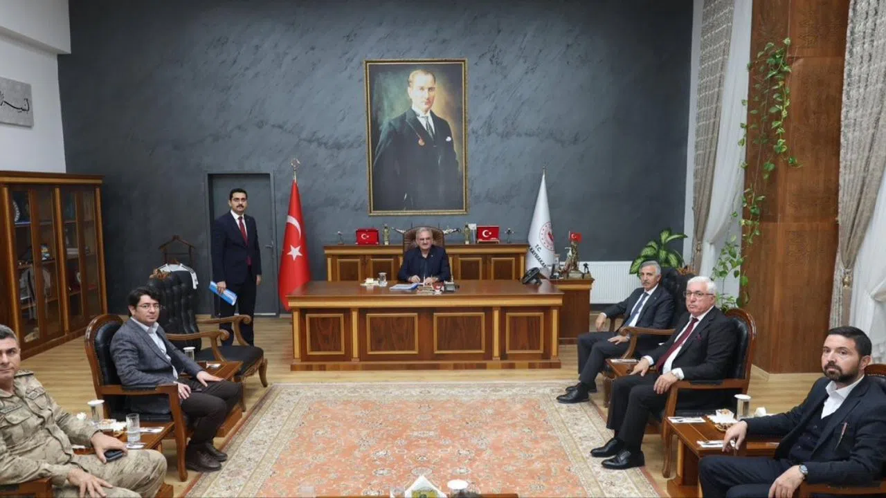 Kahramanmaraş’ta Karaloğlu ve Ünlüer’den Pazarcık’a Destek Ziyareti