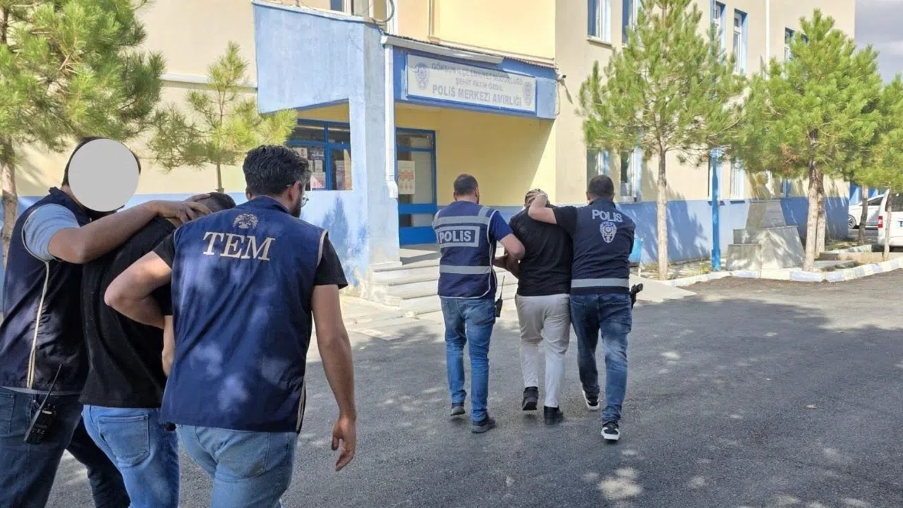 Kahramanmaraş’ta Market Önüne Patlayıcı Madde Atan Şüpheli Tutuklandı