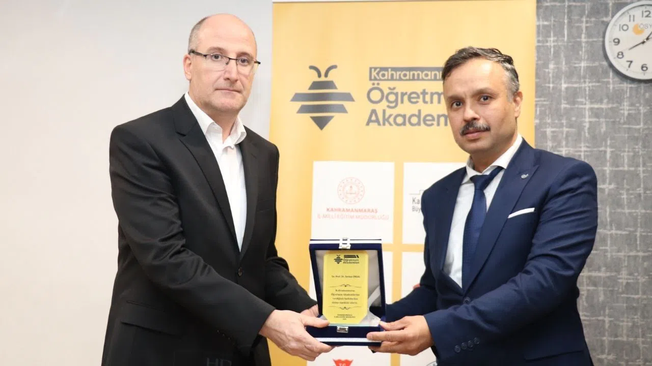 Kahramanmaraş’ta Öğretmenlik Mesleği Felsefi Açıdan Ele Alındı