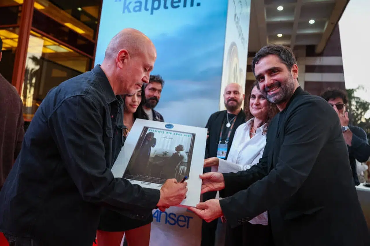 'Kesilmiş Bir Ağaç Gibi' ve 'Noir' filmleri seyirciyle buluştu