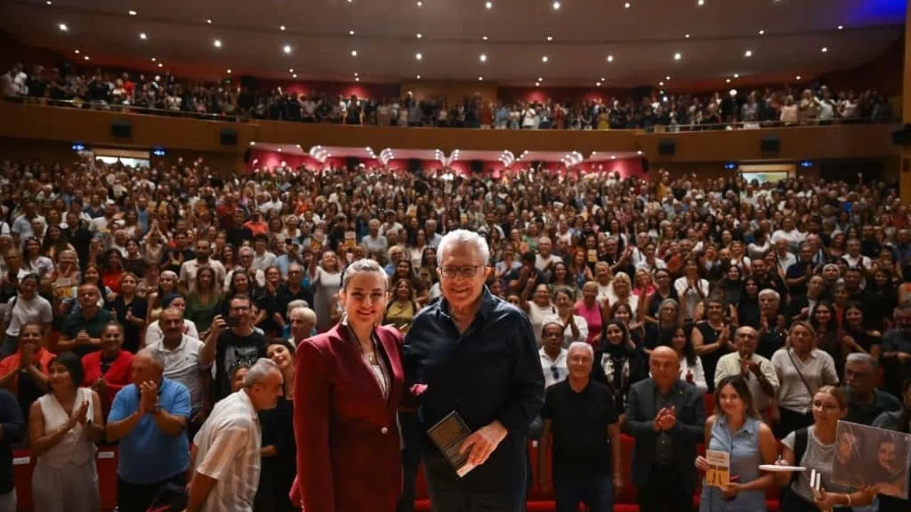 Kitap Fuarı Kapılarını Açtı, İlk Gün Yoğun İlgi Gördü
