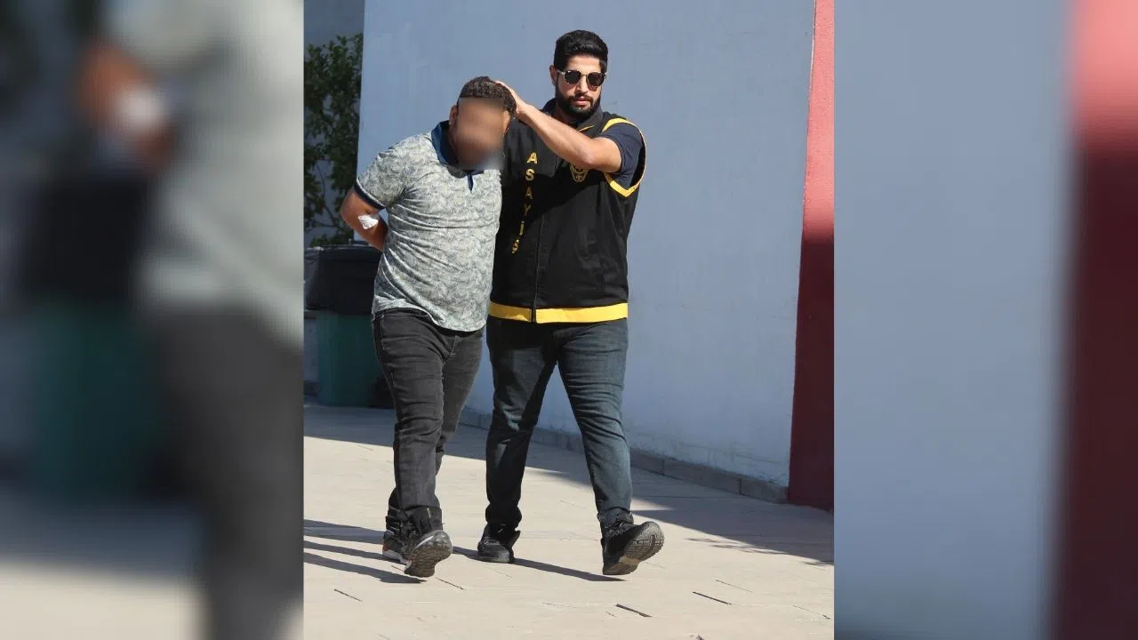 Komşusunu Öldürüp Oğlunu Yaralayan Şüpheli Tutuklandı