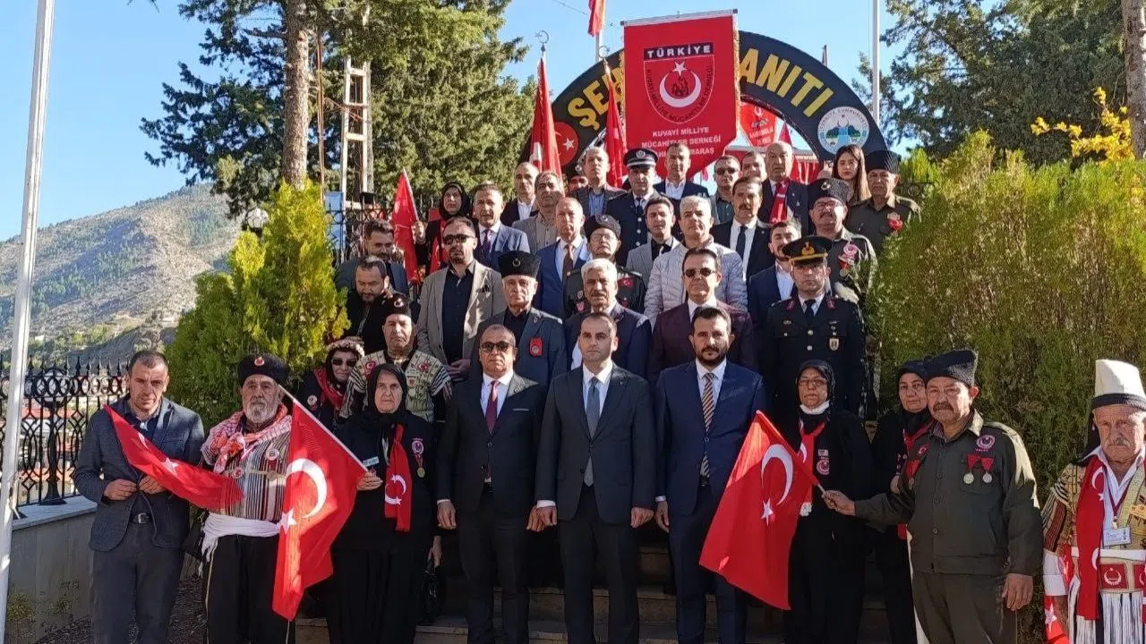 Kurtuluşun 105. Yılında Marşlar, Şiirler ve Halk Oyunlarıyla Coşku Doruğa Çıktı