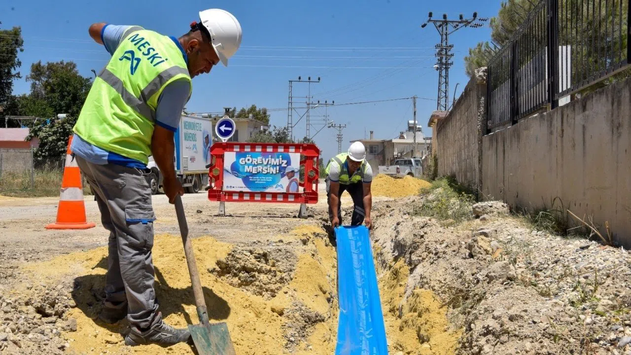 Mahallenin Su Kapasitesi 3,5 Kilometrelik Hatla Artırıldı