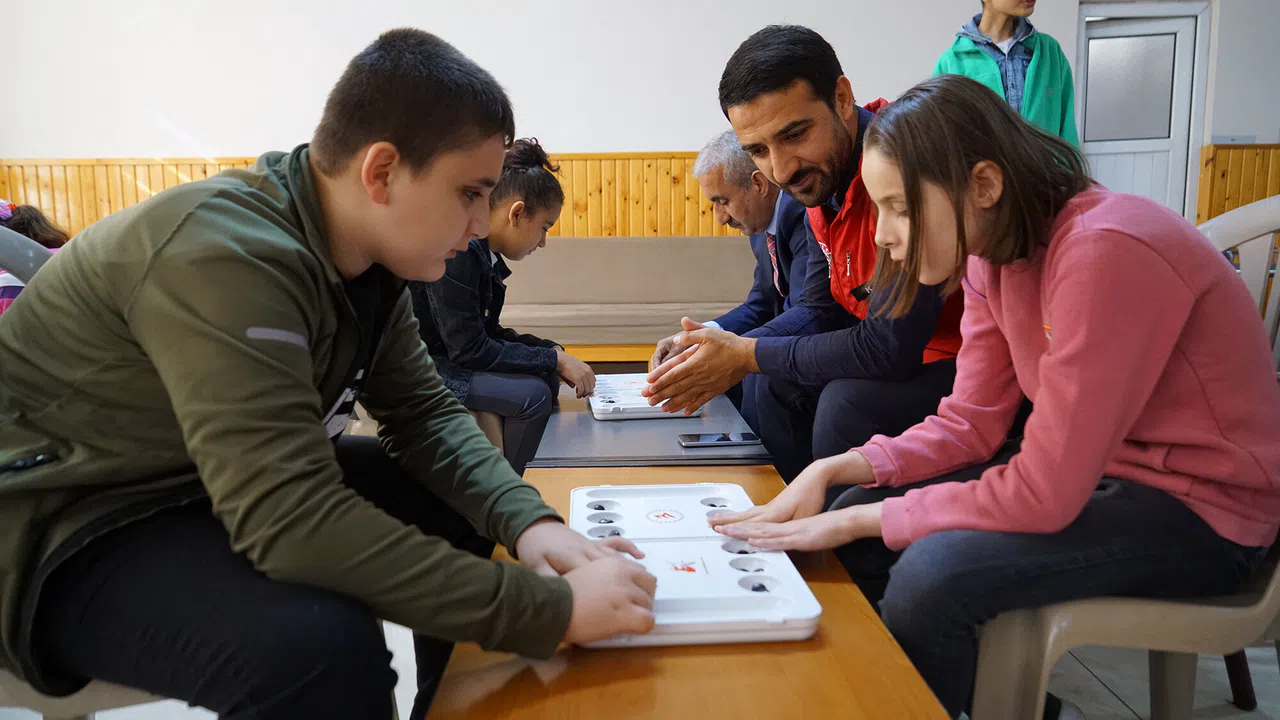 Kahramanmaraş'ta Görme Engelli Çocuklar Mangala Turnuvasında Buluştu