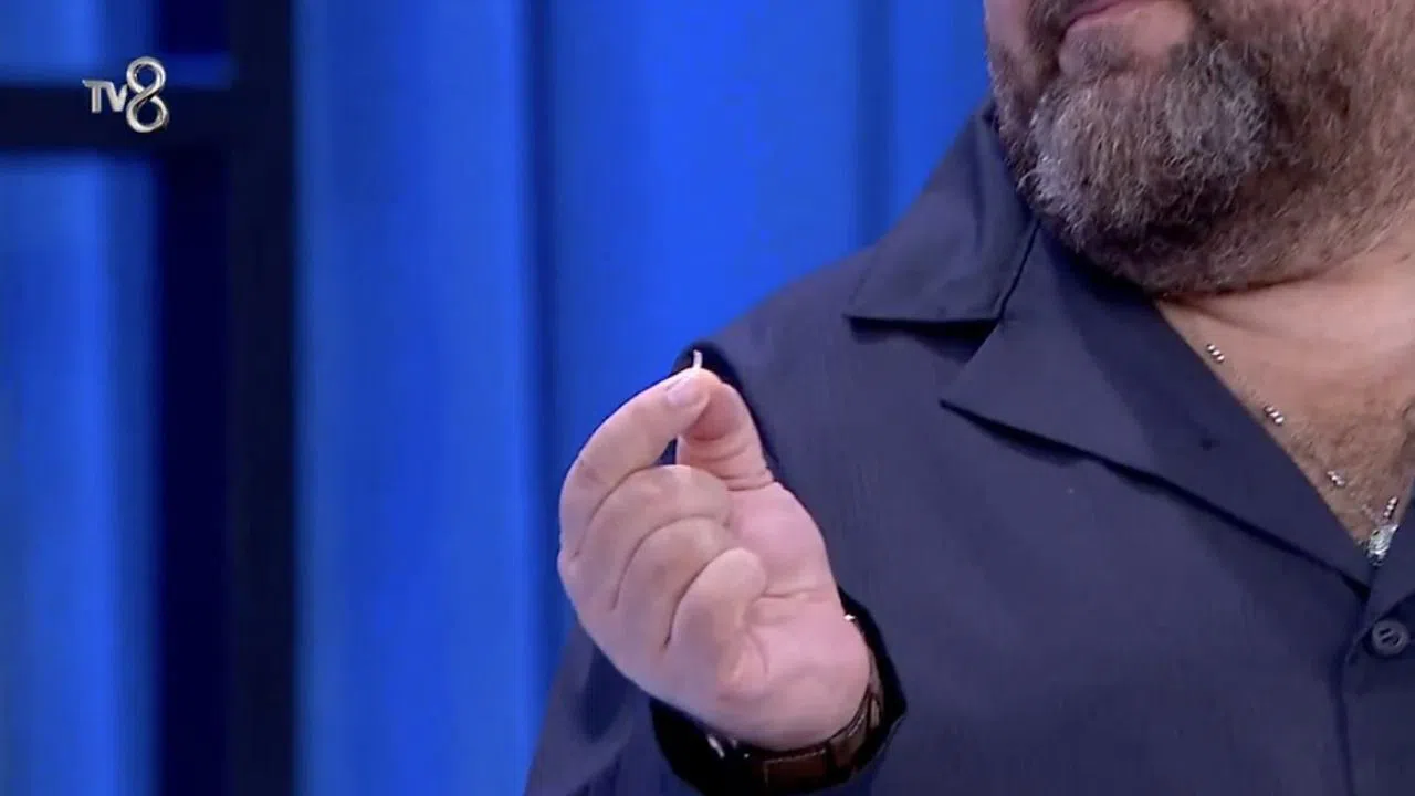 MasterChef’te Şok! Somer Şef Tadımda Tırnak Buldu!