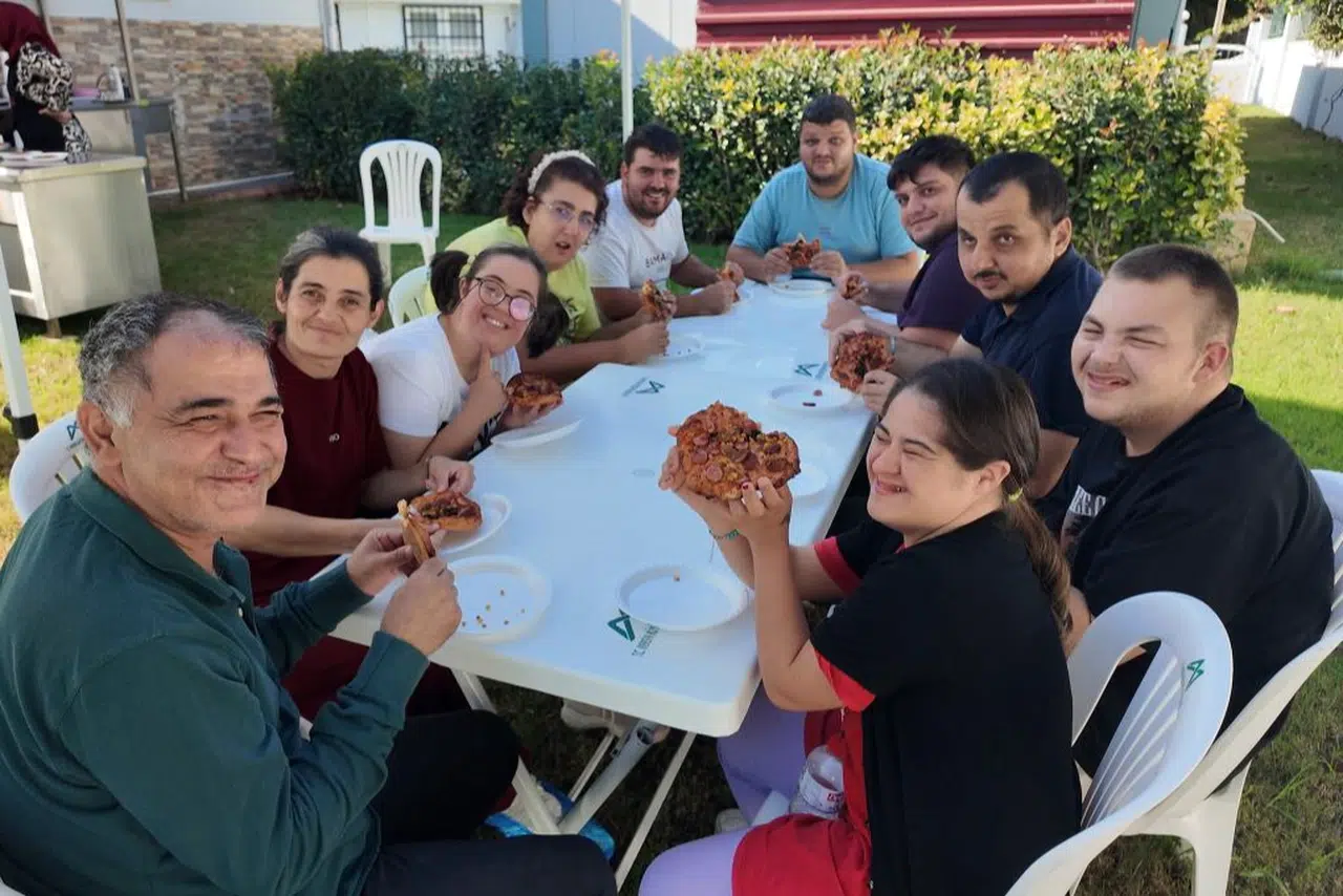 Mersin'de engelsiz yaşam, lezzetle buluştu