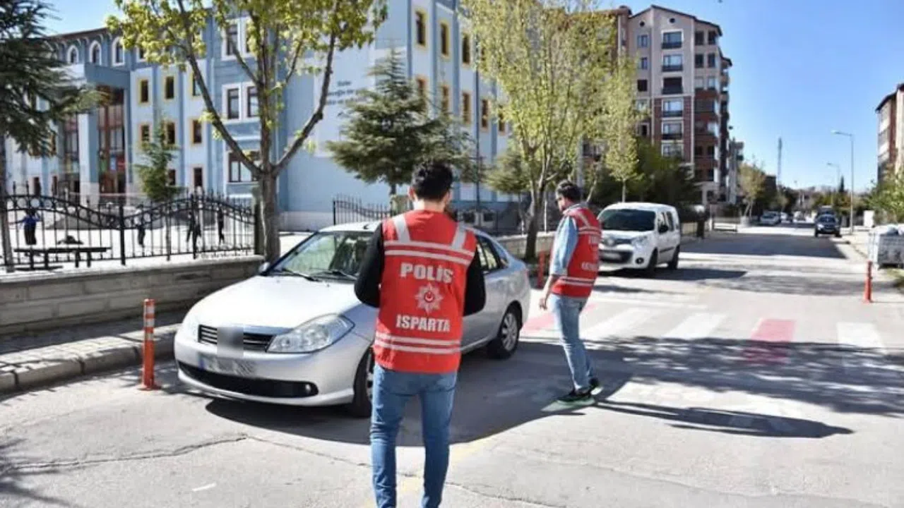 Okul önleri ve sosyal alanlarda kapsamlı uygulama