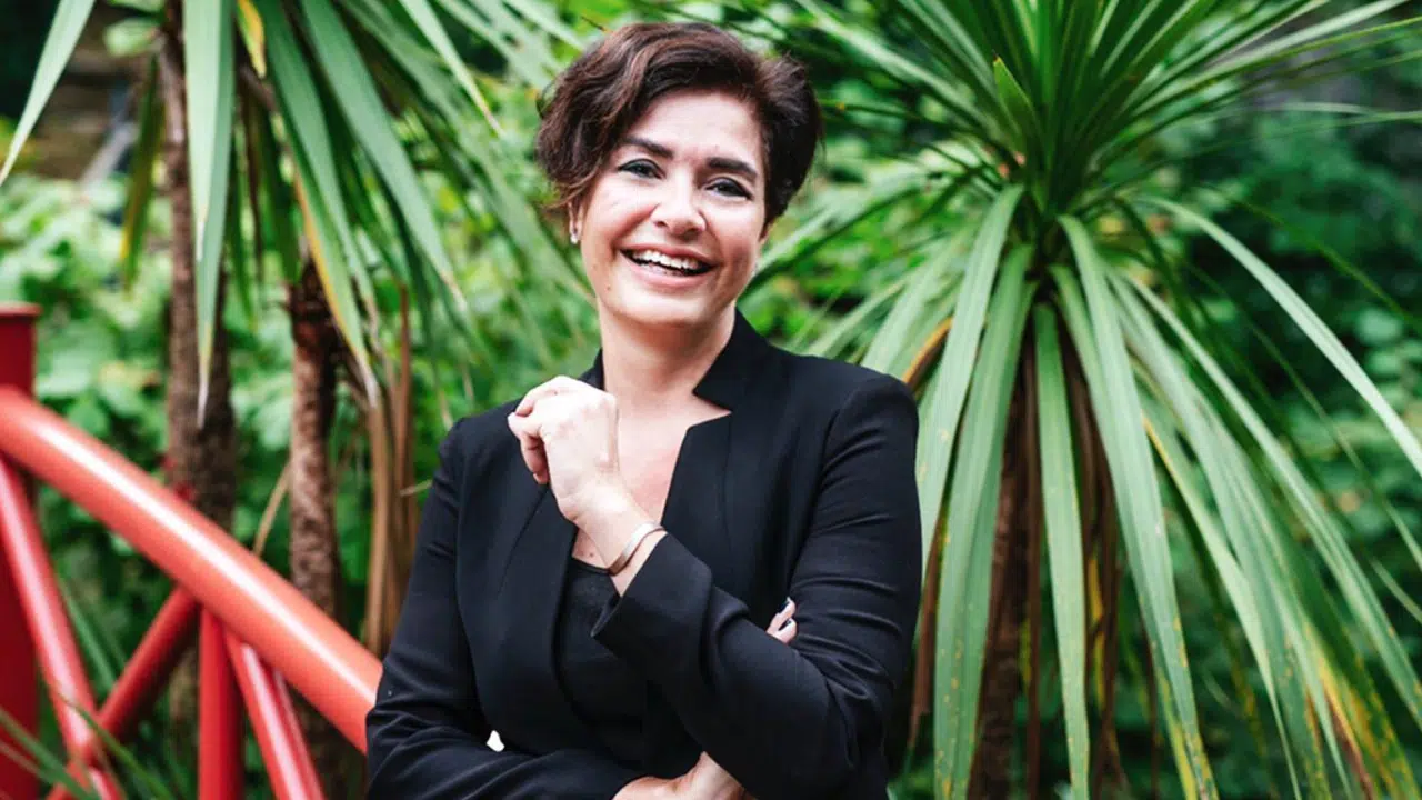 Özlem Gürses Kimdir? Ekranların Güçlü Kadını Hakkında Bilinmeyenler