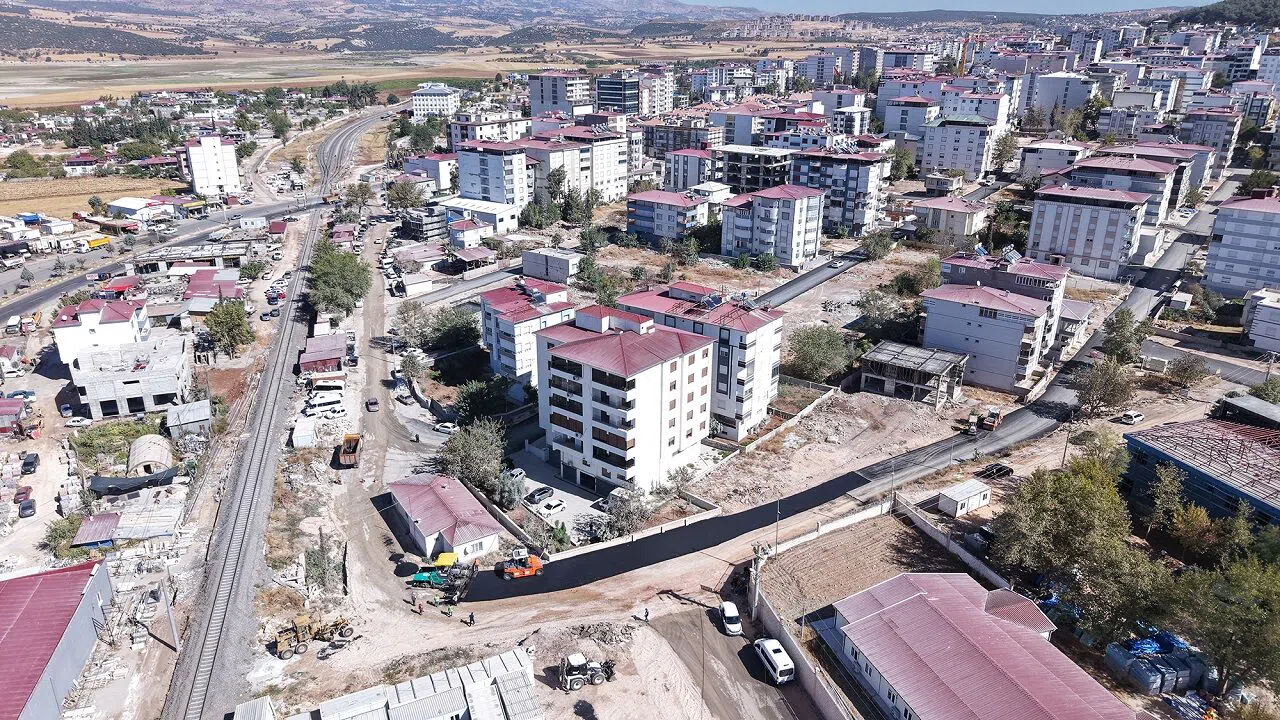 Pazarcık Handos Caddesi’nde Yol Konforu Artıyor
